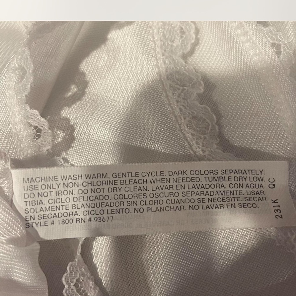 Adonna Vintage white lace trimmed Satin Camisole - Picture 4 of 5